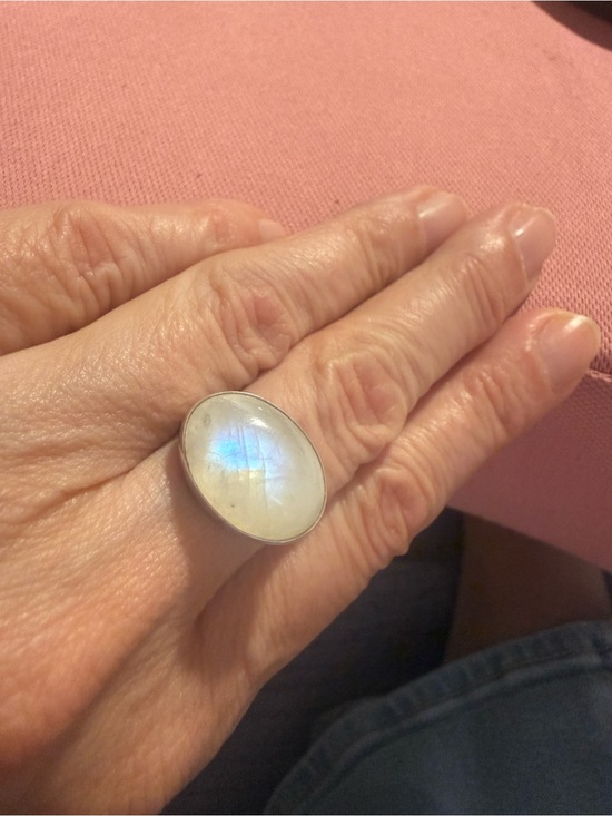 Jewelry - Moonstone Oval Sterling Ring - White/Blue Sheen